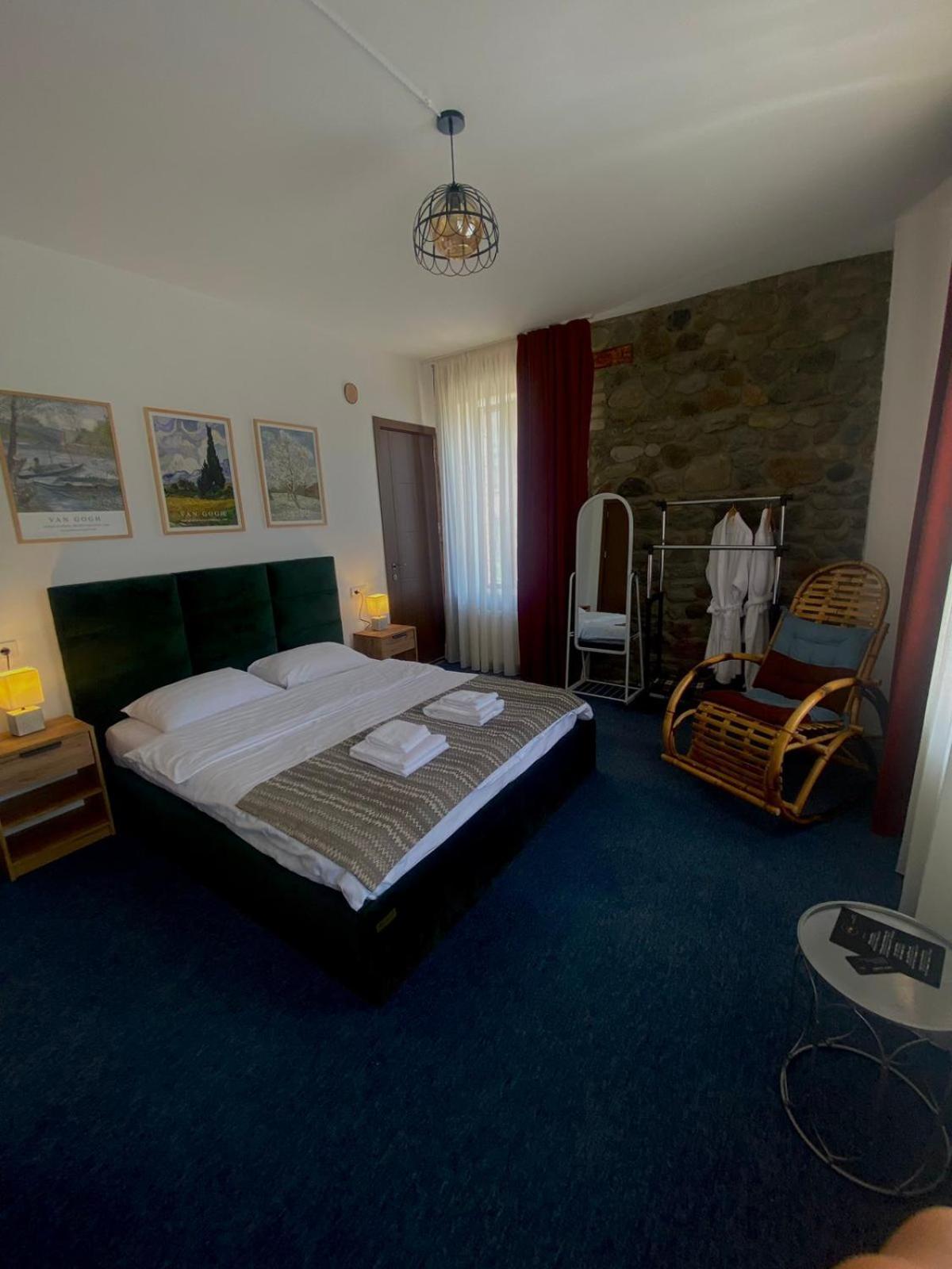 Mood Hotel Kazbegi Exterior photo